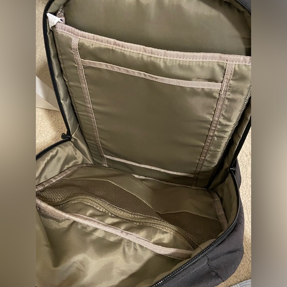 THULE Sweden LITHOS 20L 15.6” Laptop 10.1” Tablet Backpack Black - Picture 6 of 6